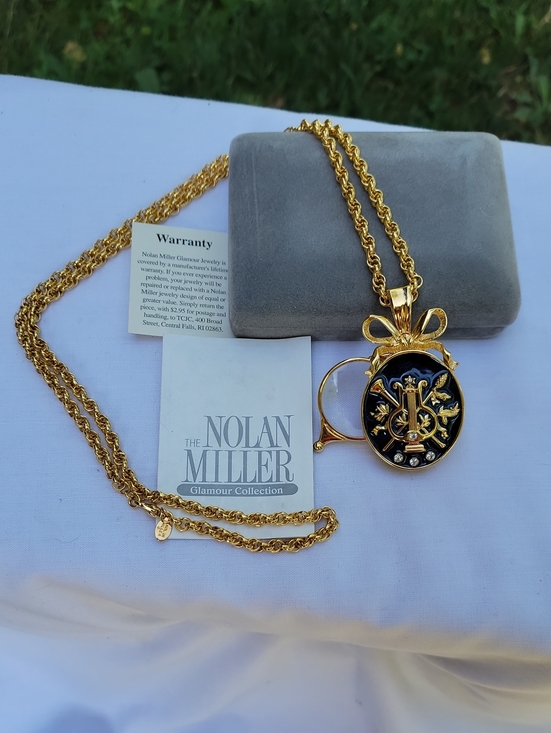 Nolan Miller Jewelry - Vintage Nolan Miller Gold-Tone Blue Magnifying Pendant Medallion Necklace